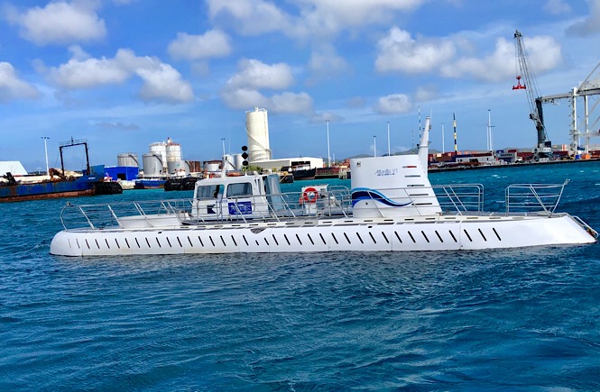 5 Things to Do in Aruba with Kids featured by top US family travel blog, More Than Main Street: Atlantis Submarine Tour in Aruba