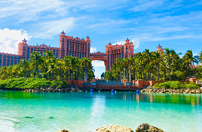 how to tour atlantis