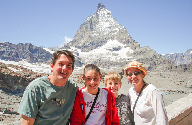 Family traveling together!