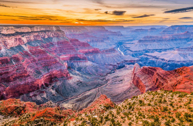 One of the best adventure vacations in the USA has to be a trip to the Grand Canyon! Stock photo courtesy of Canva.