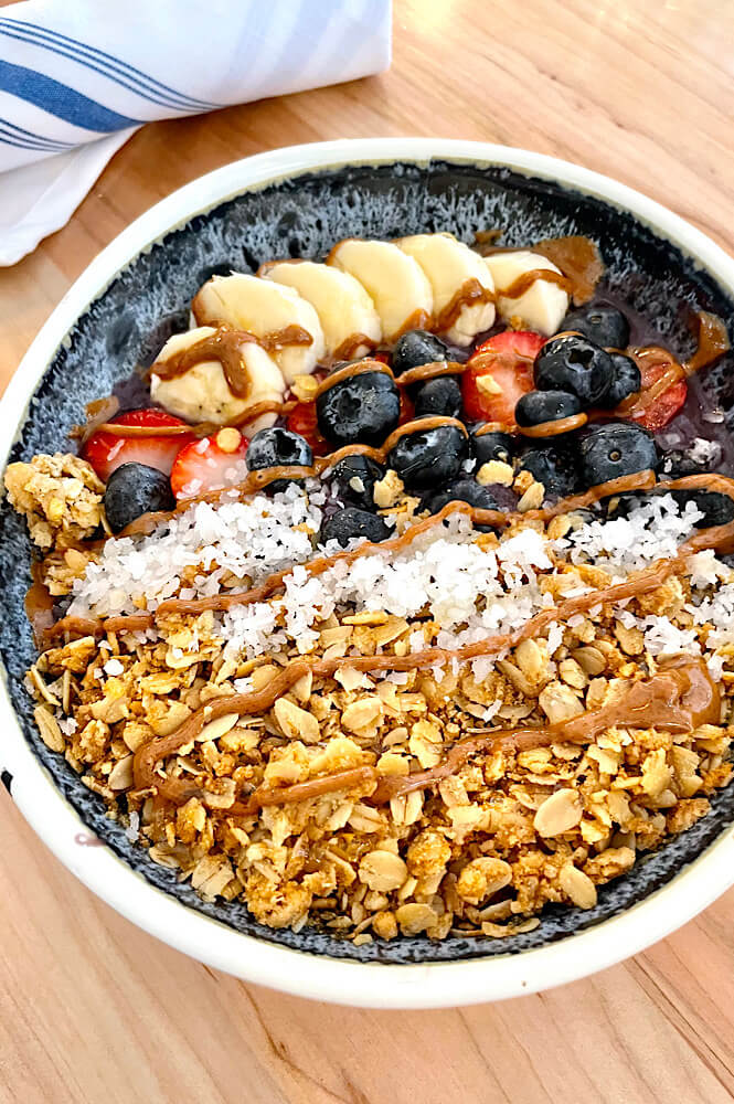 acai bowl from drift best breakfast on wrightsville beach nc