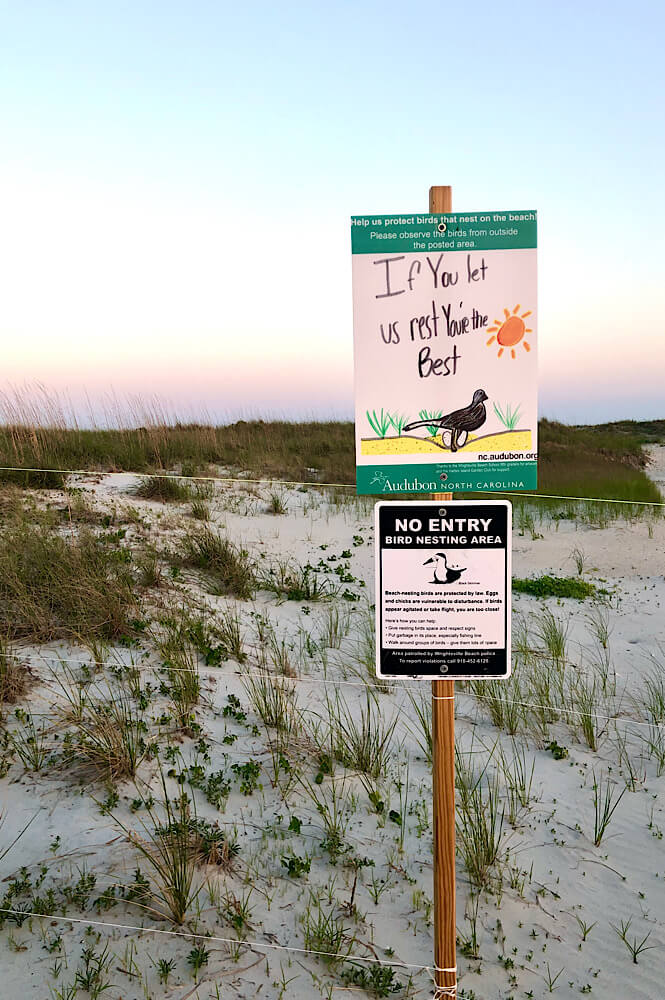 sign on Wrightsville Beach protecting birds nesting area