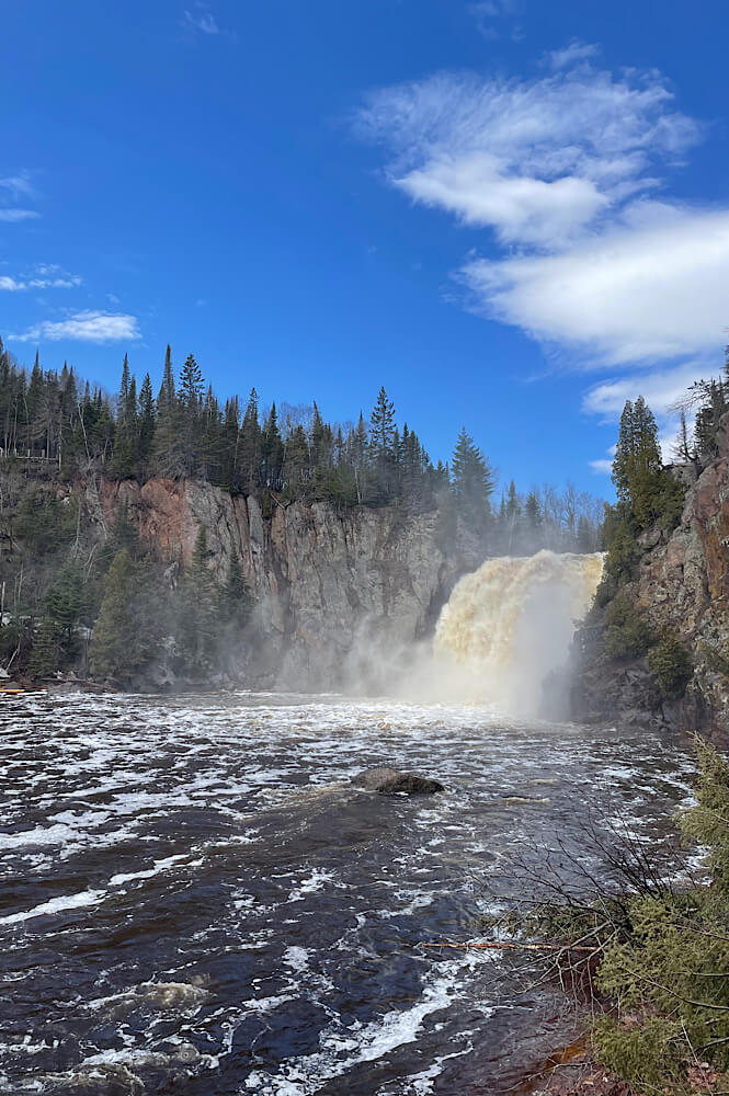 High Falls in Minnesota is one of the best waterfalls in the US