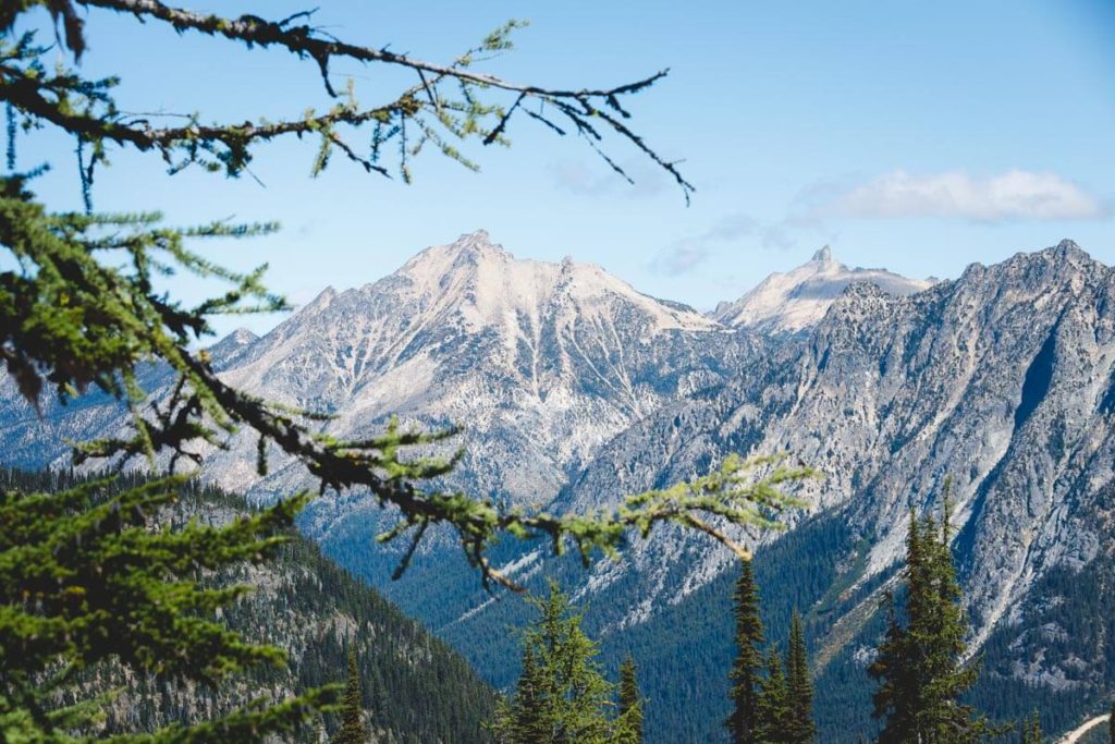 Maple Pass Loop in the Cascade Mountains