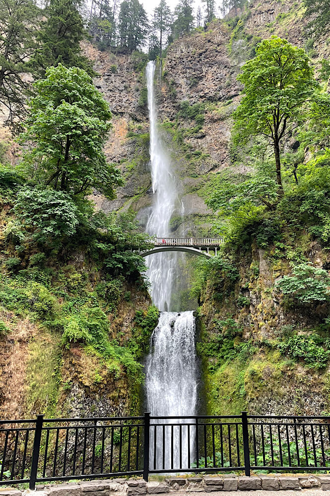 Multnomah Falls in Oregon is easily one of the most beautiful waterfalls in the US