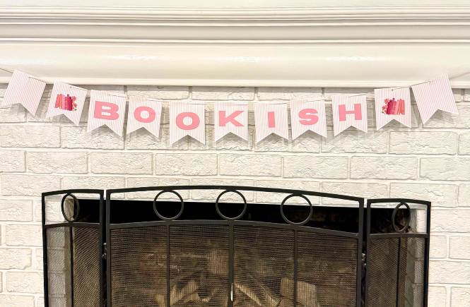 DIY book banner that reads "bookish"